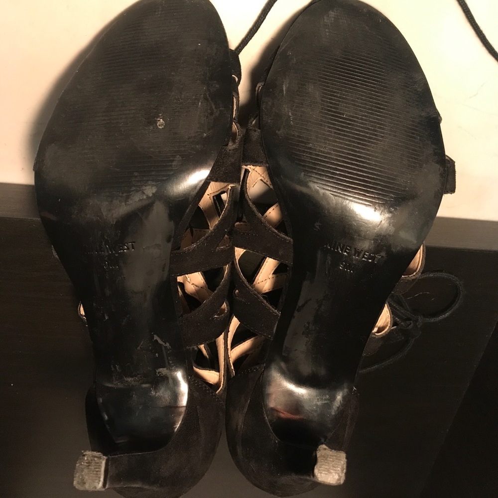 3 x $20 OR 2 x $15 - Black heels - Nine West - Picture 3 of 3